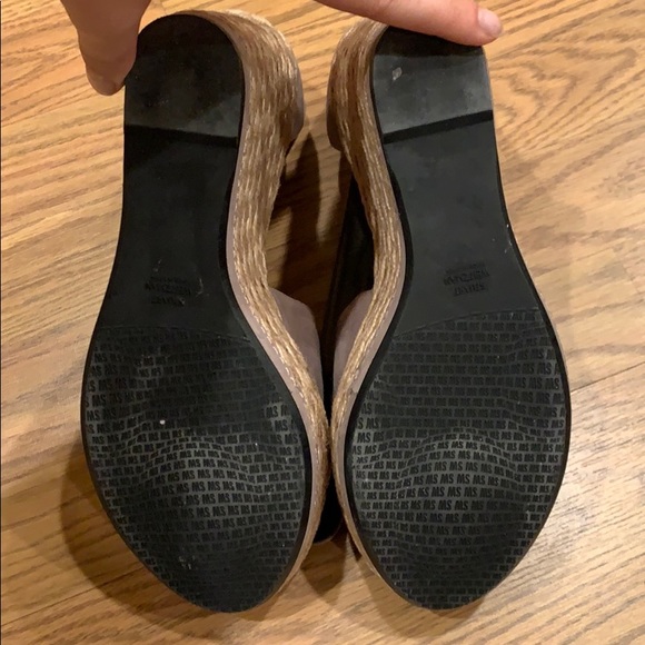 Stuart Weitzman sohojute beige wedges size 10 - Picture 3 of 4